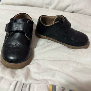 Toddler Boys dress shoes size 7